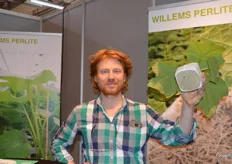 Sven Willems van Willems Perlite liet de witte wortels zien die elke teler ook wil.